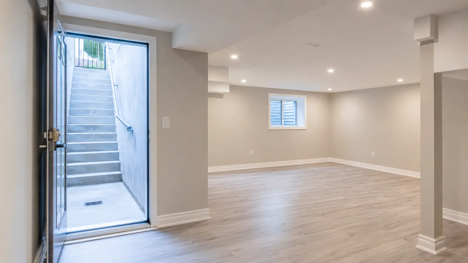 Finished basement: Daylight Separate Entrance